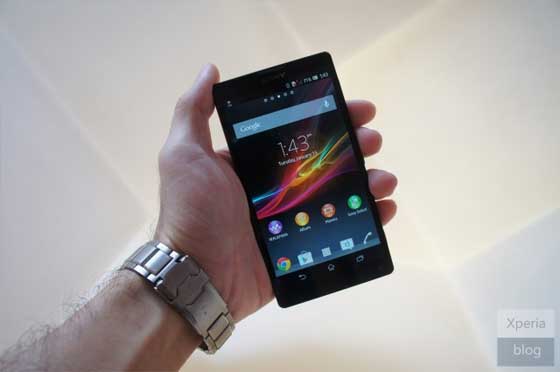Xperia ZL 红色