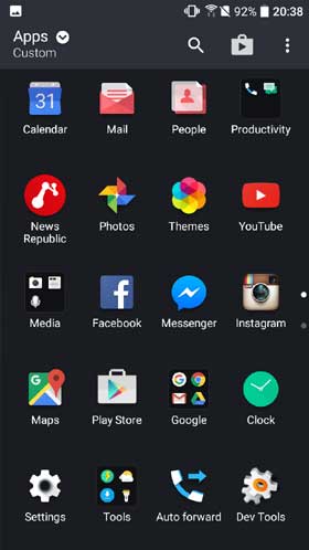 HTC Sense 8.0 App Drawer