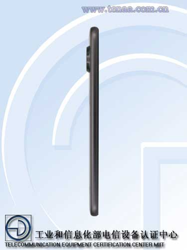 Moto Z2 Play Side View