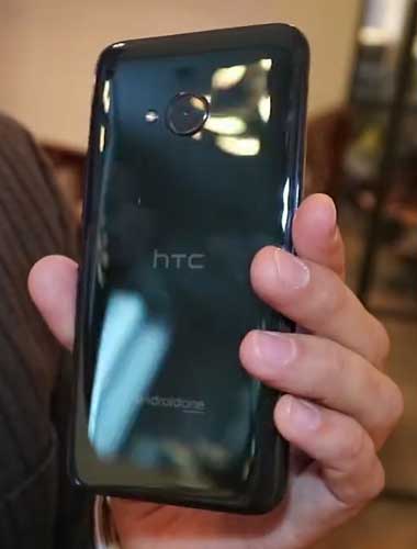 HTC U11 Life Back View