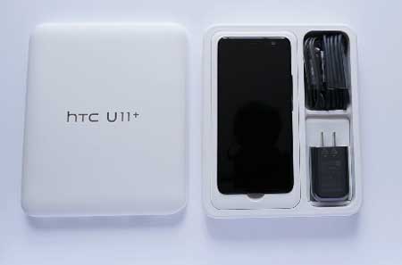 HTC U11+ 开箱 